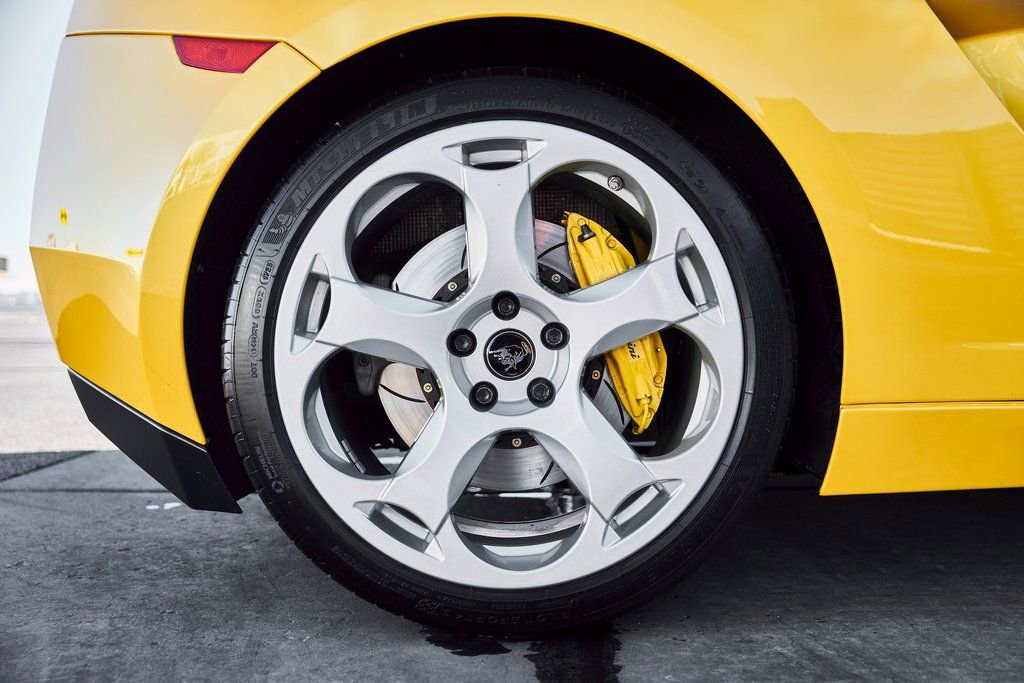 Used 2005 Lamborghini Gallardo image 28