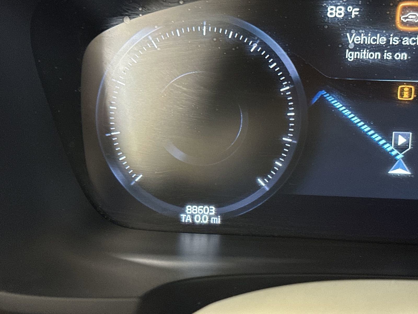 Used 2018 Volvo S90 T5 Momentum w/ Convenience Package image 15