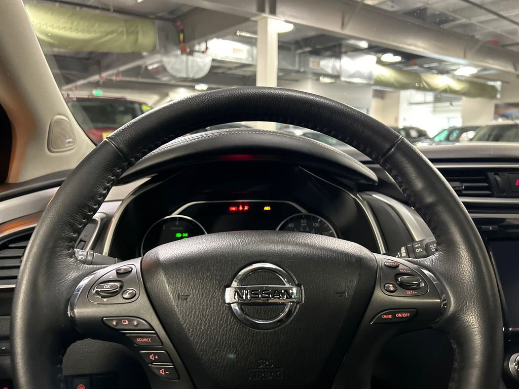 Used 2019 Nissan Murano SL w/ SL Technology Package AWD/4WD image 12
