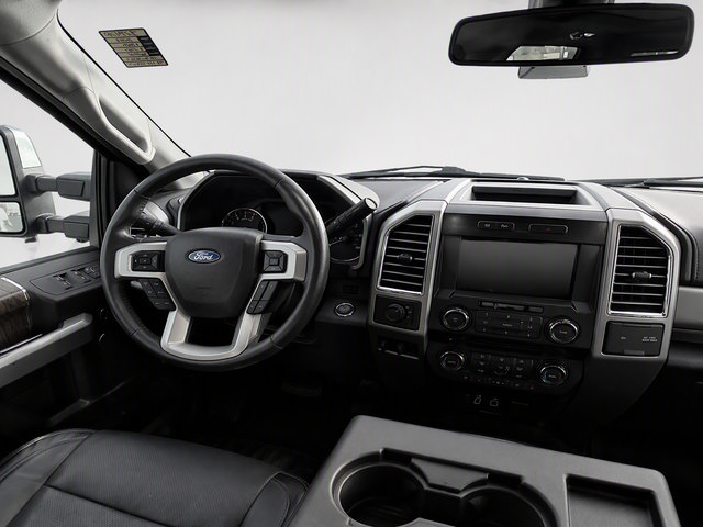 Used 2017 Ford F250 Lariat w/ Lariat Ultimate Package AWD/4WD image 27