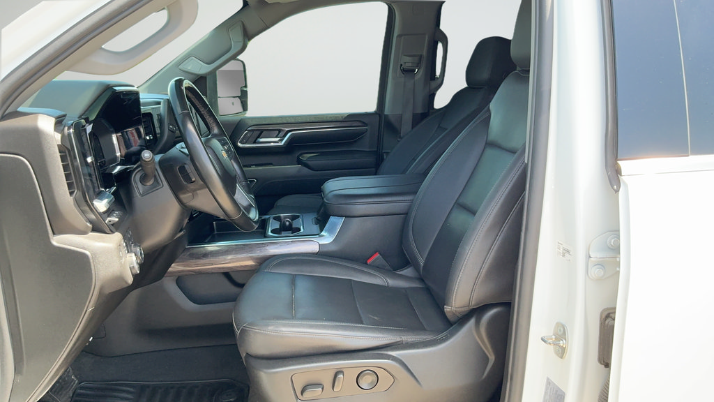 Used 2024 Chevrolet Silverado 3500 LTZ w/ LTZ Premium Texas Edition AWD/4WD image 16