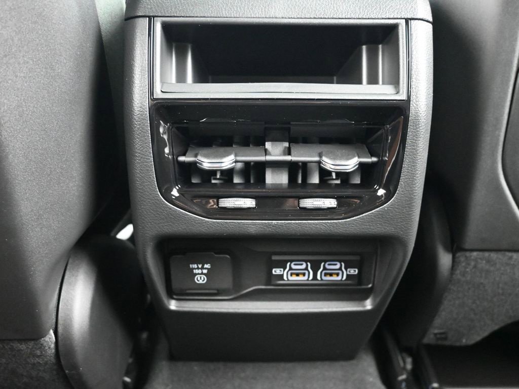 New 2025 Jeep Grand Cherokee Laredo X w/ Luxury Tech Group I image 14