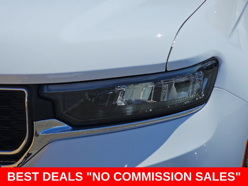 New 2027 Jeep Grand Cherokee Laredo X AWD/4WD image 33