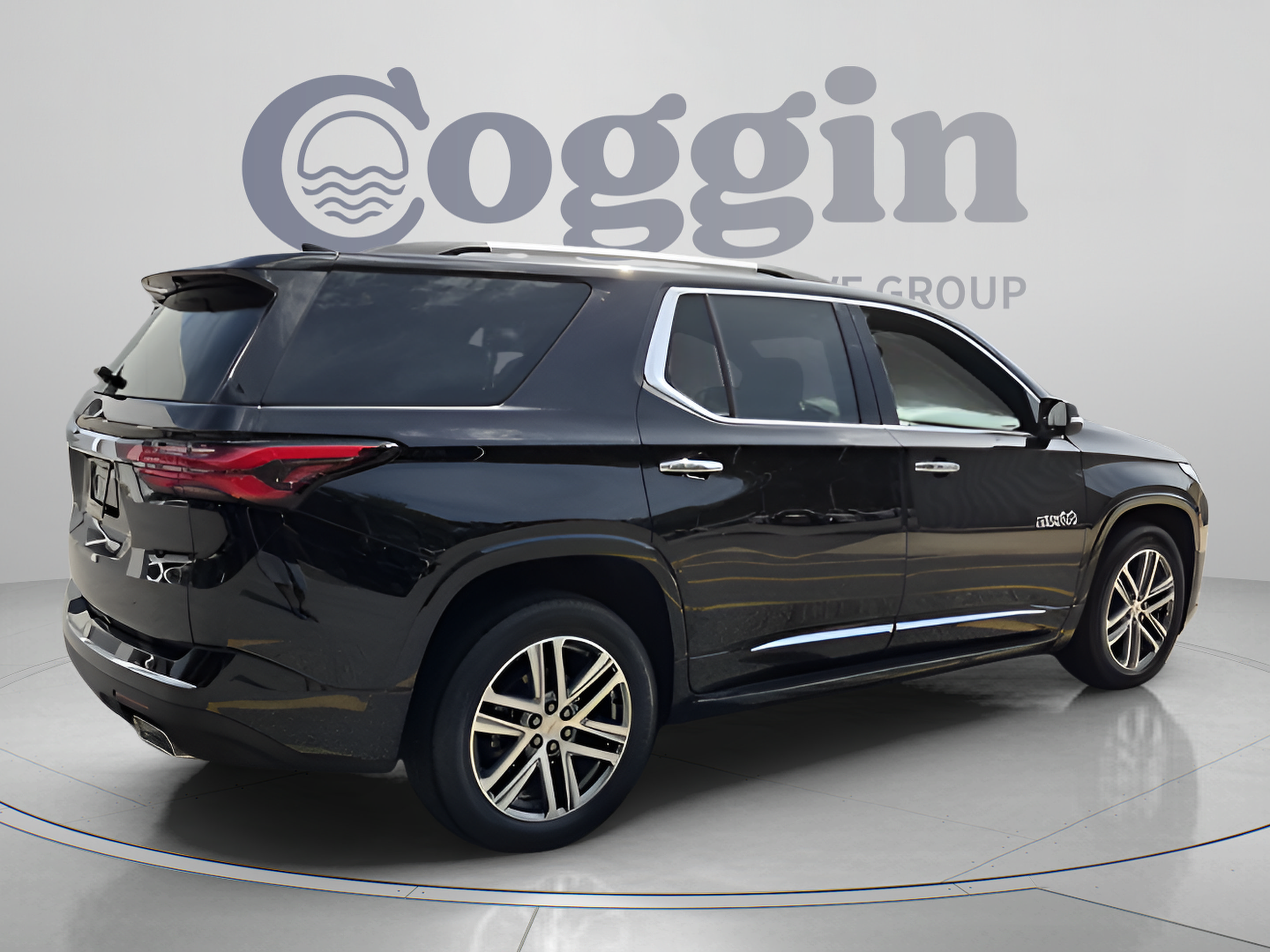 Certified 2023 Chevrolet Traverse High Country w/ LPO, Floor Liner Package AWD/4WD image 5