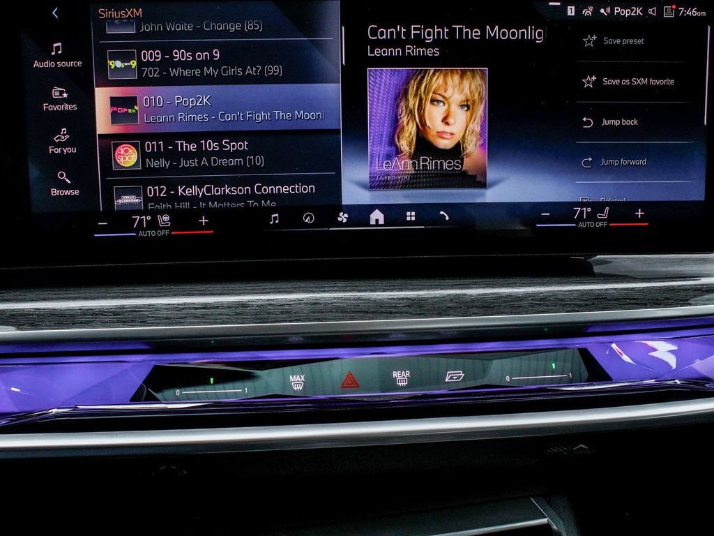 Used 2025 BMW 740i xDrive image 25