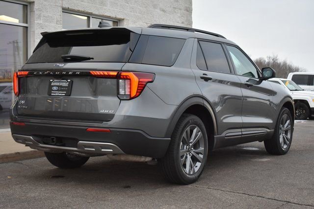 New 2026 Ford Explorer Active w/ Active Comfort Package image 11