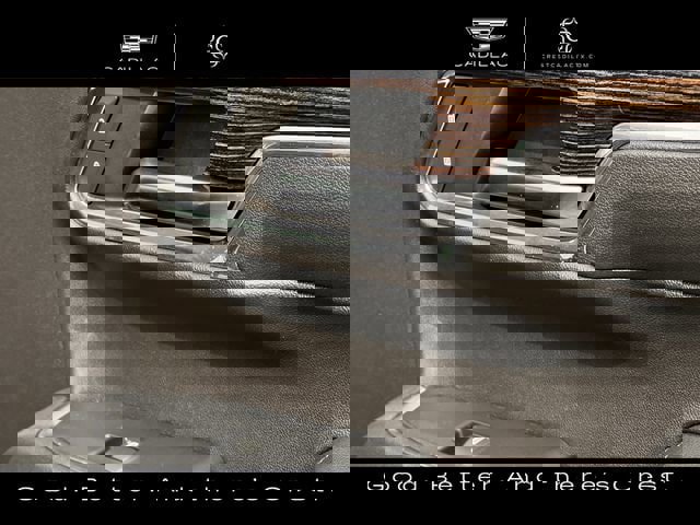 Used 2024 GMC Sierra 1500 Elevation image 27