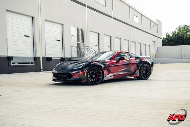 Used 2015 Chevrolet Corvette Z06 w/ 3LZ Preferred Equipment Group RWD image 13