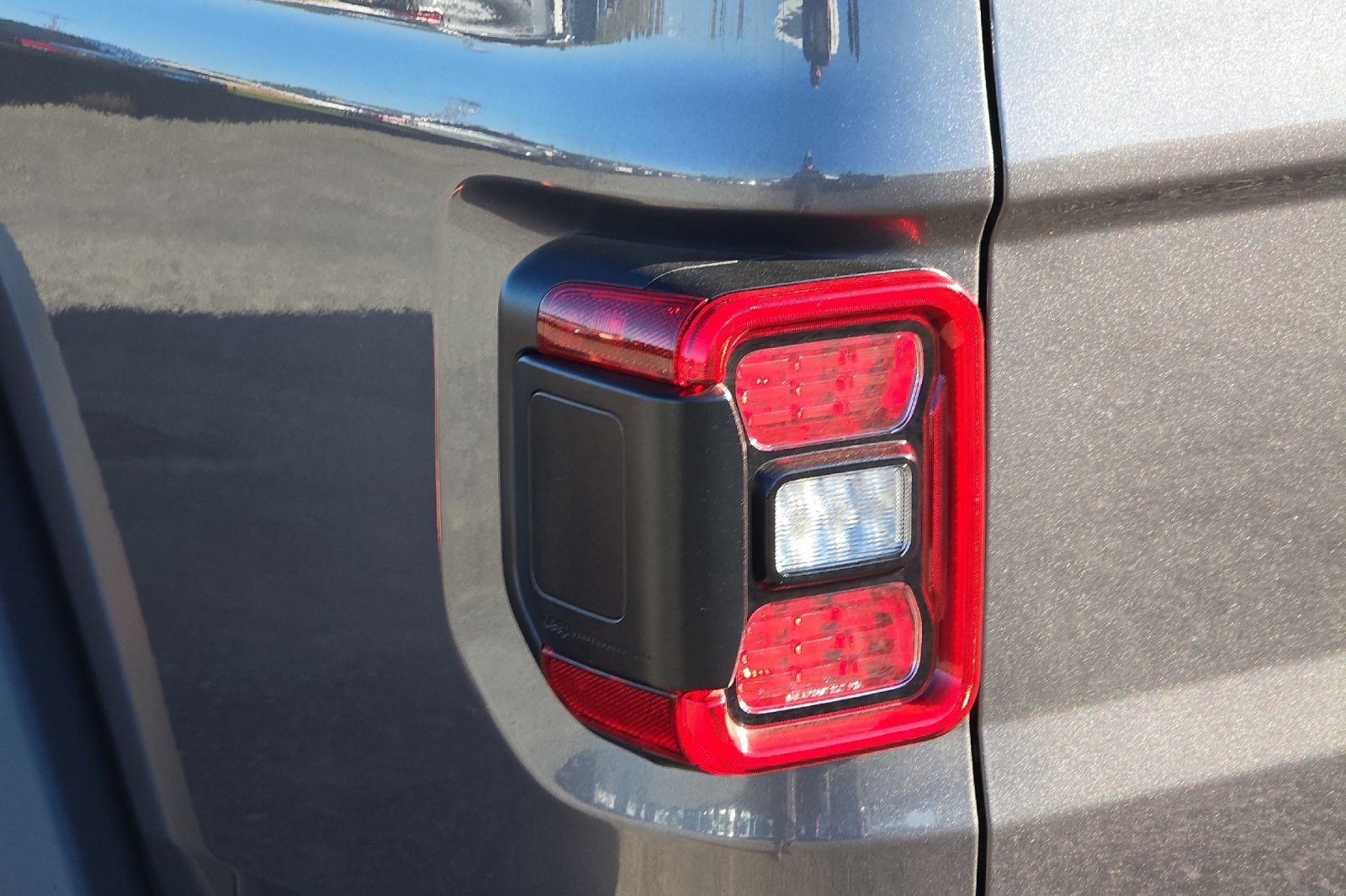 Used 2025 Jeep Gladiator Rubicon w/ Convenience Group image 45