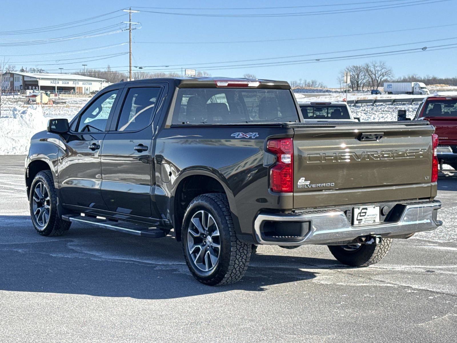 Used 2023 Chevrolet Silverado 1500 LT image 26