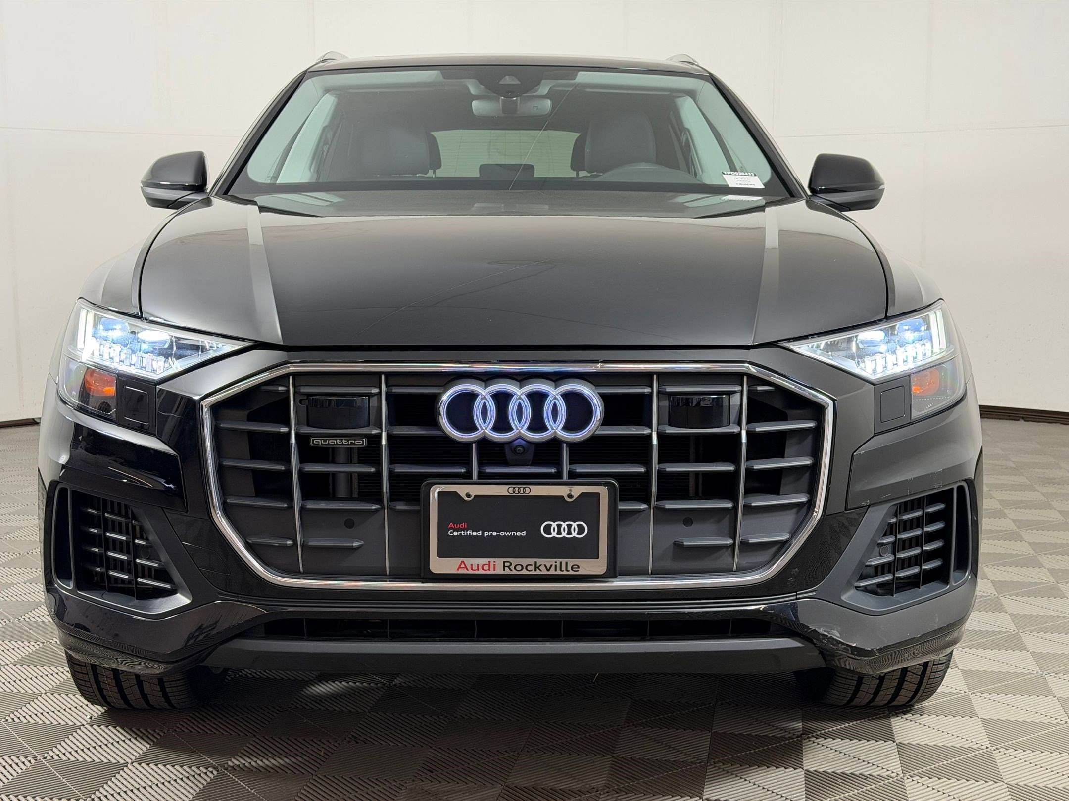 Used 2023 Audi Q8 Premium w/ Convenience Package image 6