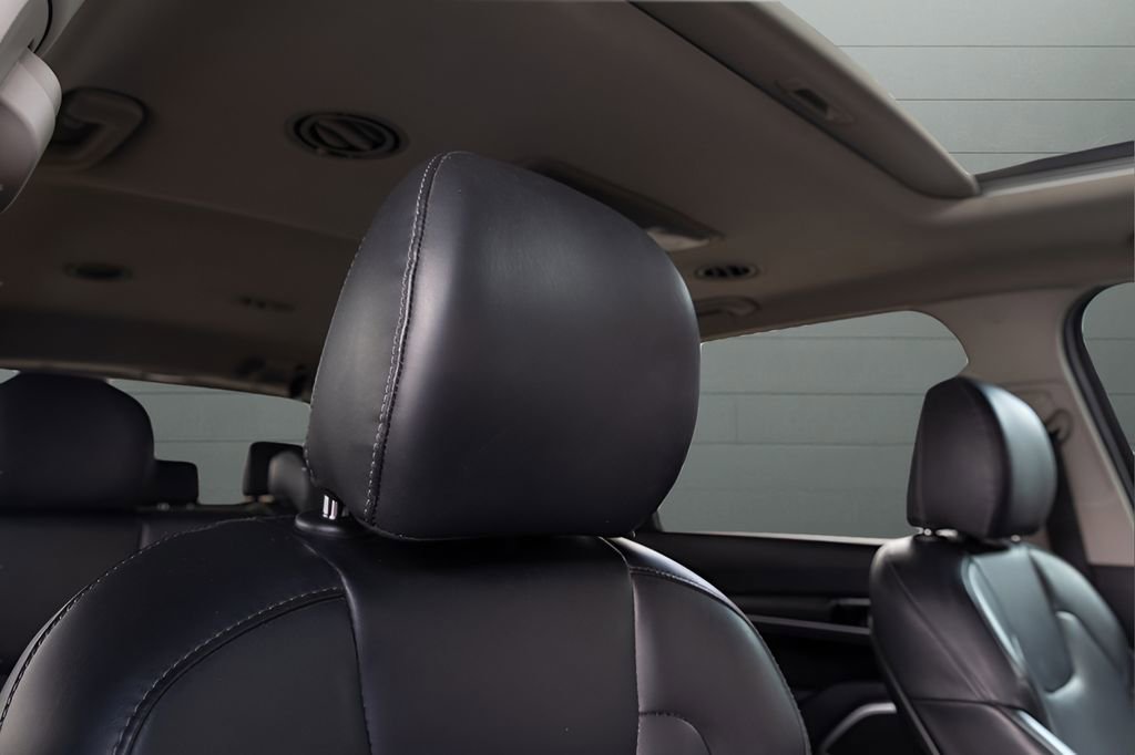 Used 2020 Kia Telluride S w/ S 8 Passenger Seating Package AWD/4WD image 88