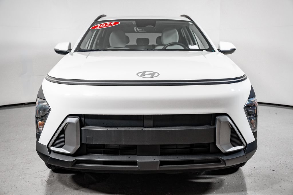 Certified 2025 Hyundai Kona SEL FWD image 14