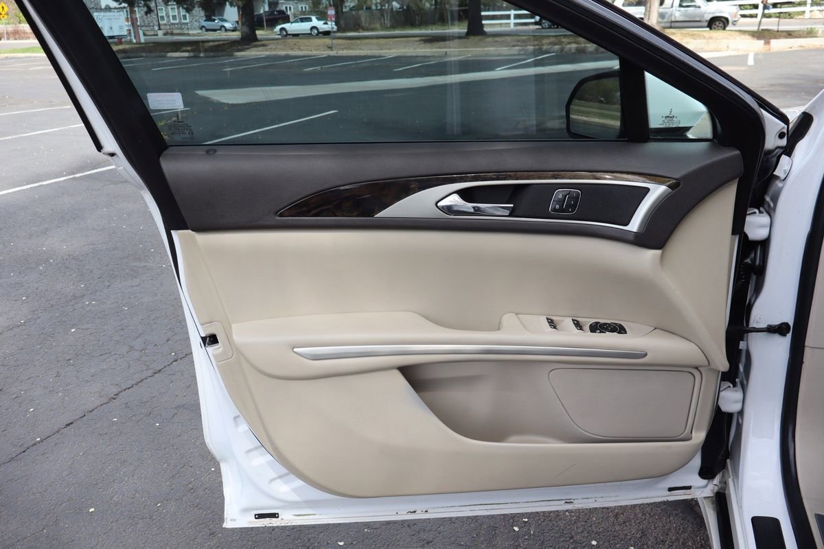 Used 2016 Lincoln MKZ AWD w/ Equipment Group 300A Reserve image 43