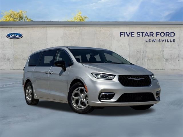 Used 2024 Chrysler Pacifica Limited