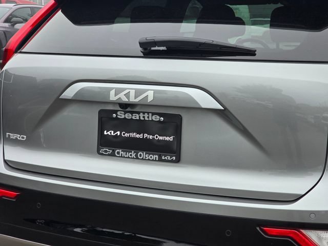 Certified 2024 Kia Niro Wind w/ Wind Preserve Package FWD image 15