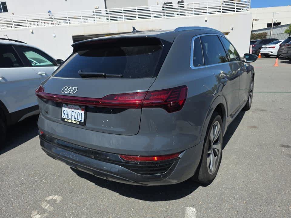 Used 2024 Audi Q8 e-tron Premium Plus w/ Premium Plus Package AWD/4WD image 4