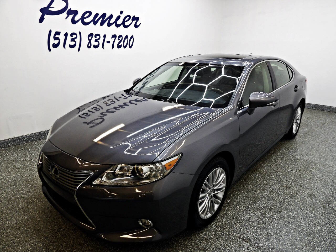 Used 2015 Lexus ES 350 w/ Luxury Package image 1