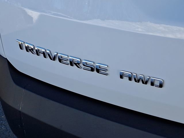 Used 2023 Chevrolet Traverse LT image 29