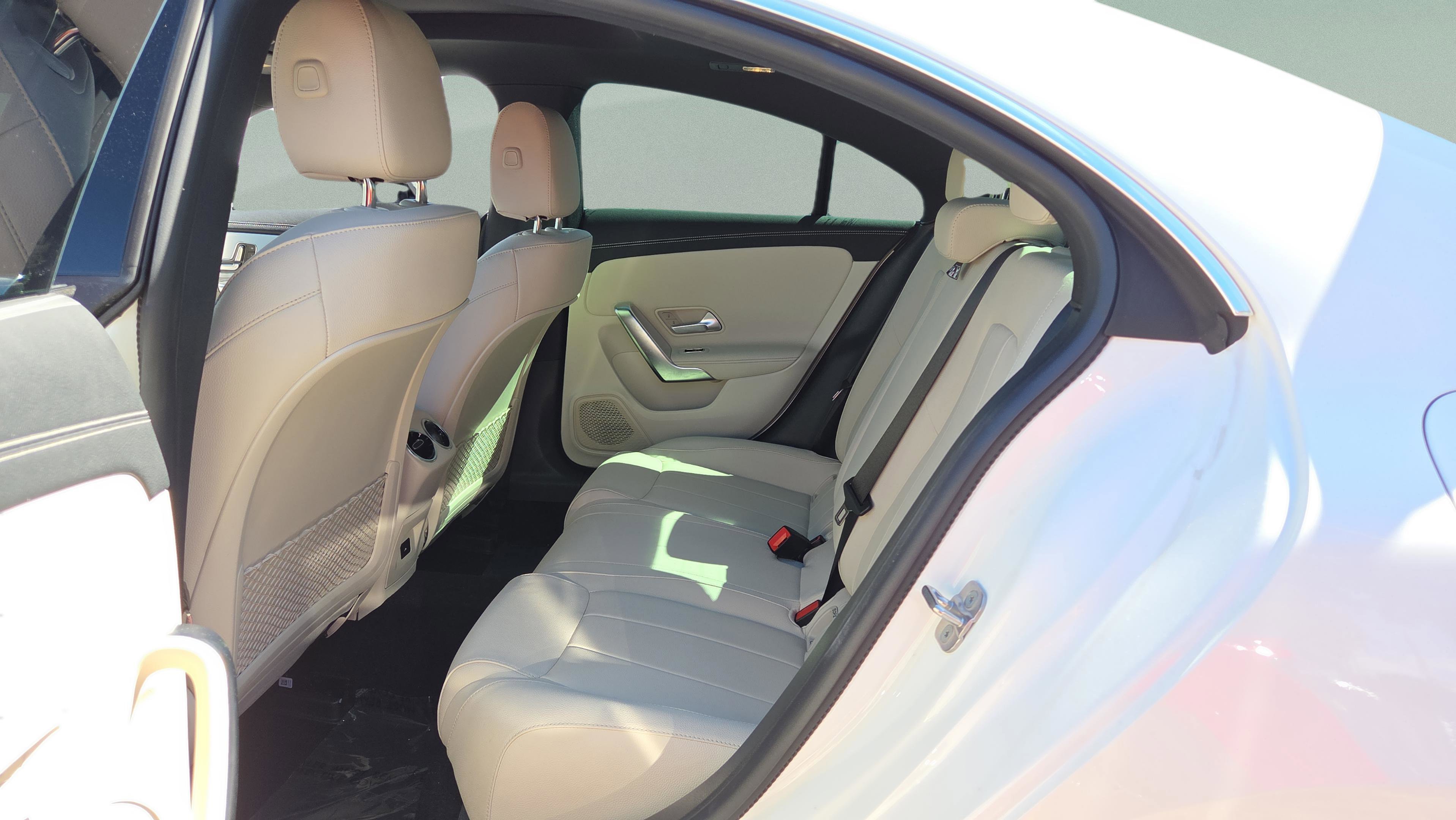 Used 2025 Mercedes-Benz CLA 250 image 25