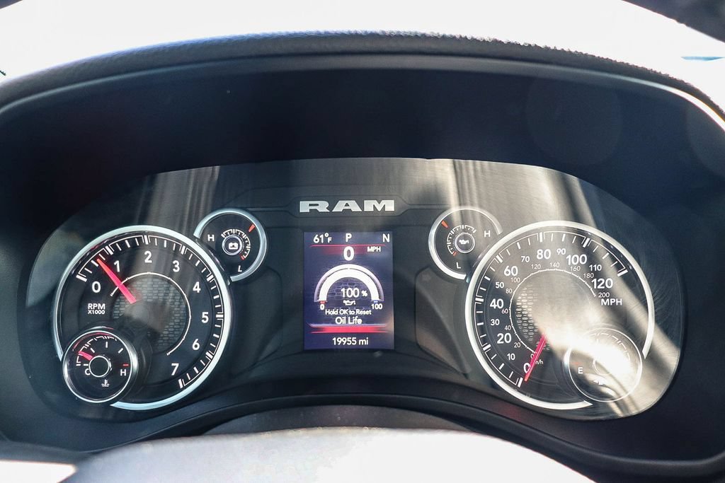 Used 2024 RAM 1500 Big Horn RWD image 27