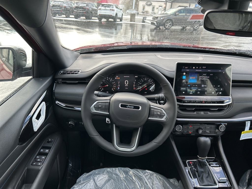 New 2026 Jeep Compass Latitude image 16