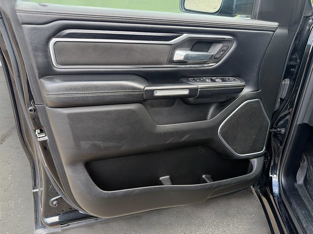 Used 2023 RAM 1500 Laramie AWD/4WD image 21