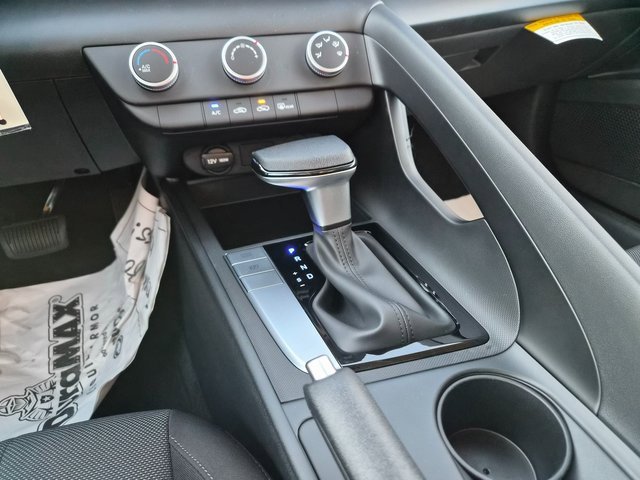 New 2026 Hyundai Elantra SE image 10