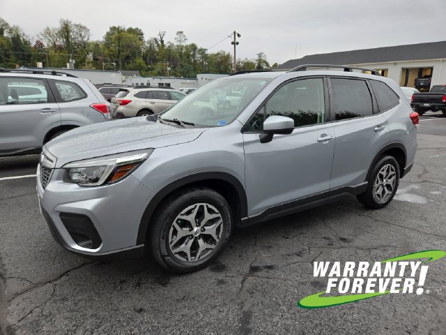 Used 2021 Subaru Forester Premium AWD/4WD image 3