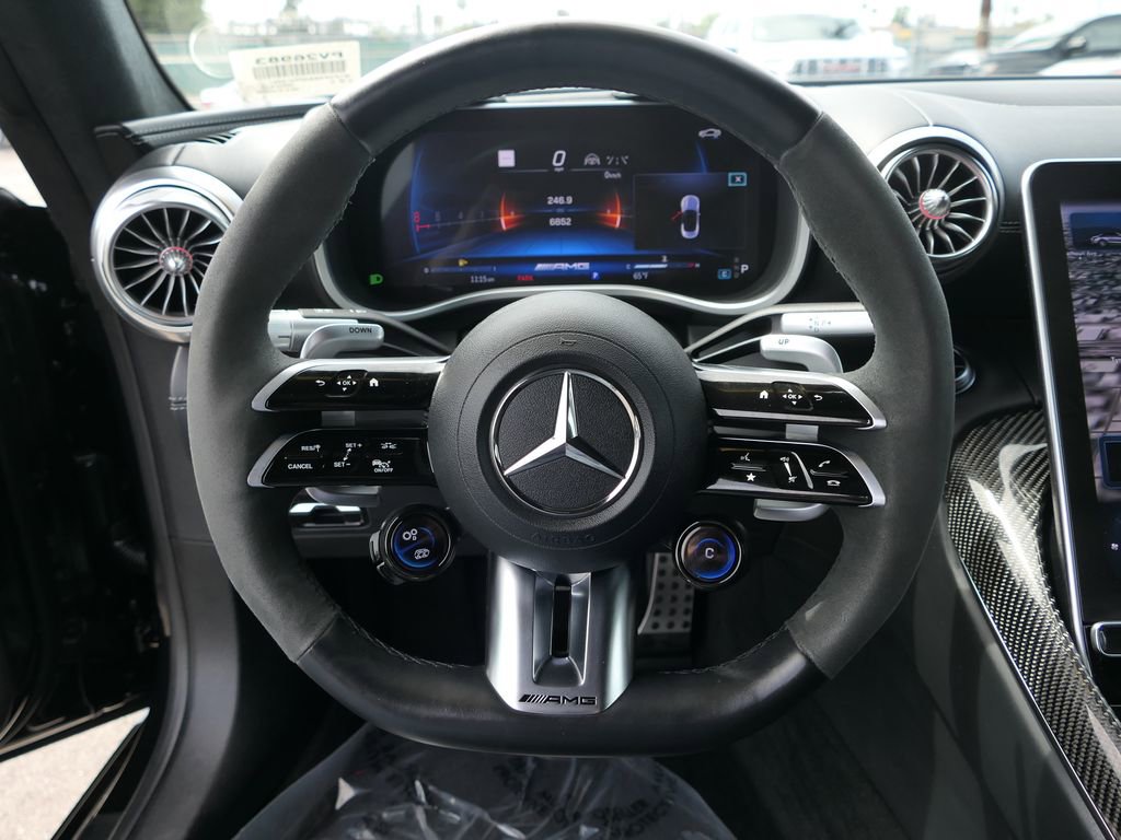 Used 2023 Mercedes-Benz SL 63 AMG 4MATIC w/ Driver Assistance Package image 21
