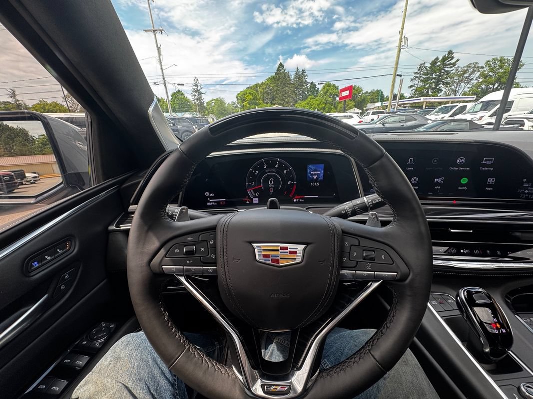 Used 2024 Cadillac Escalade V w/ LPO, ONYX Package AWD/4WD image 13