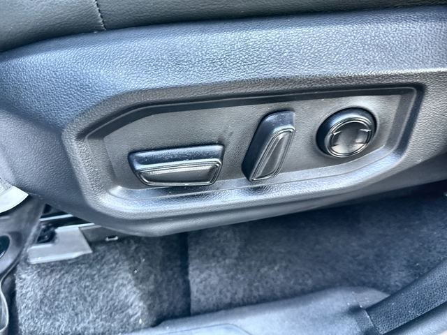 Used 2024 Toyota Tundra Limited image 21