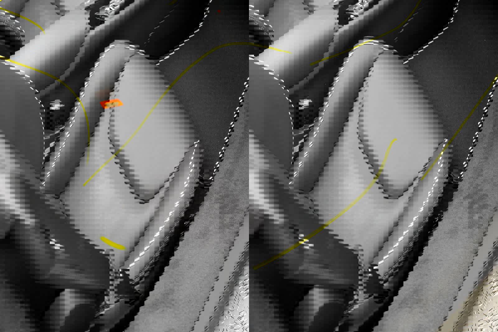 Used 2025 McLaren Artura Spider image 38