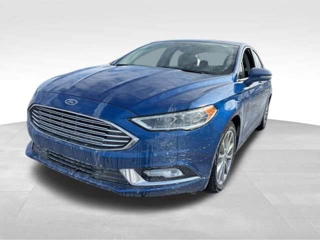 Used 2017 Ford Fusion Energi SE image 1