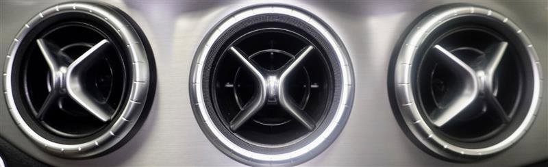 Used 2015 Mercedes-Benz CLA 250 image 17