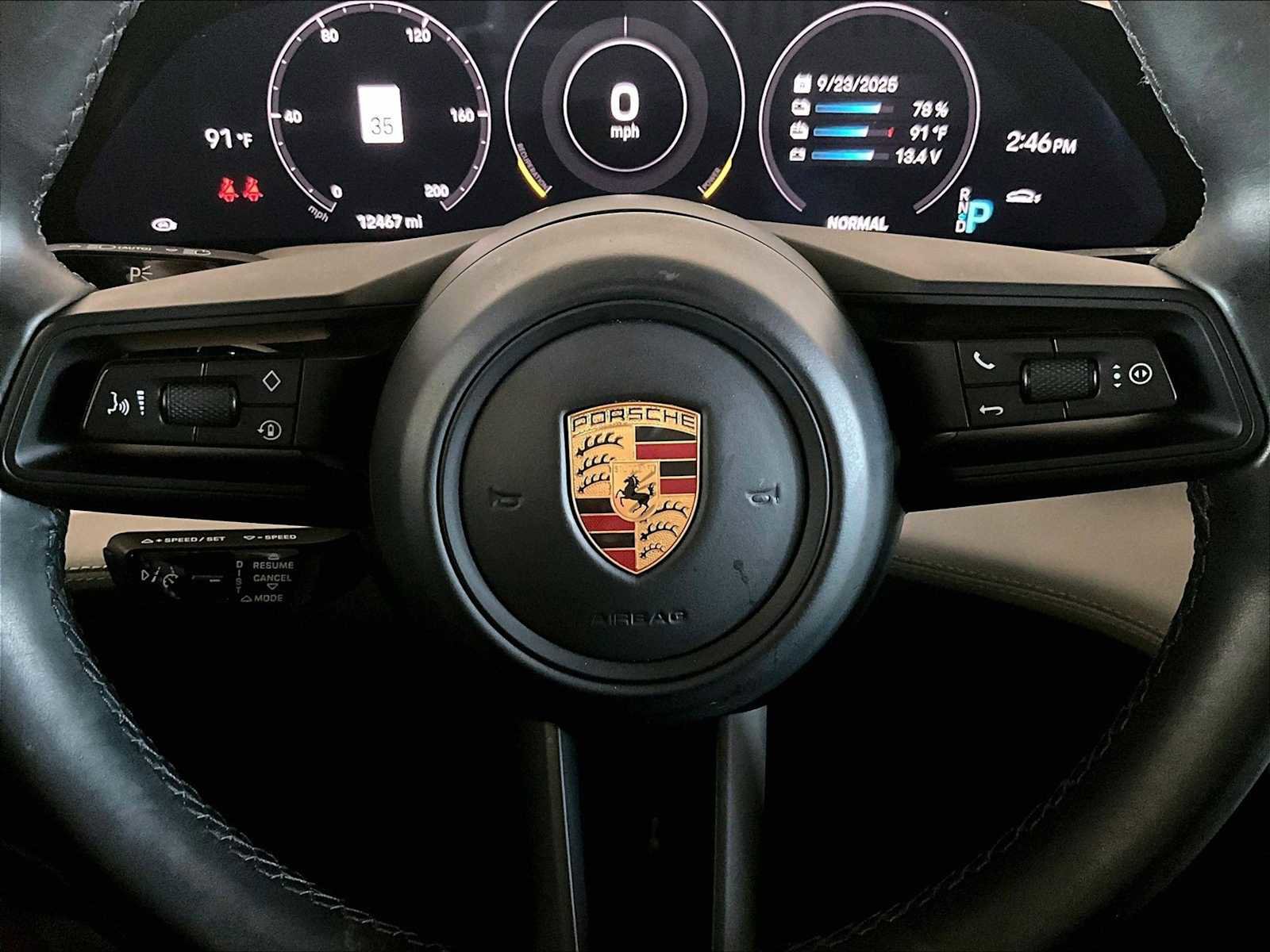 Used 2022 Porsche Taycan 4S image 18