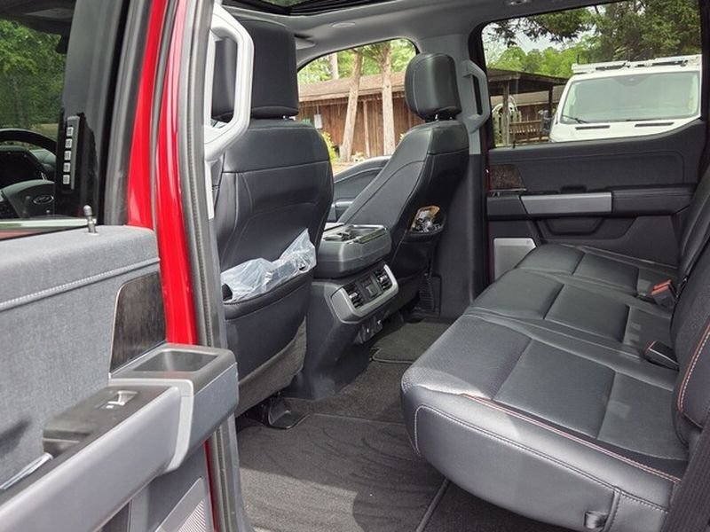 Used 2022 Ford F150 Lariat w/ Equipment Group 502A High AWD/4WD image 9