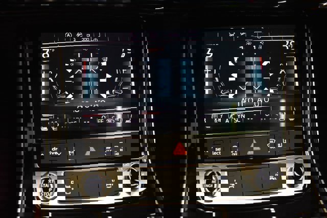 Used 2025 Audi Q7 3.0T Premium Plus image 31