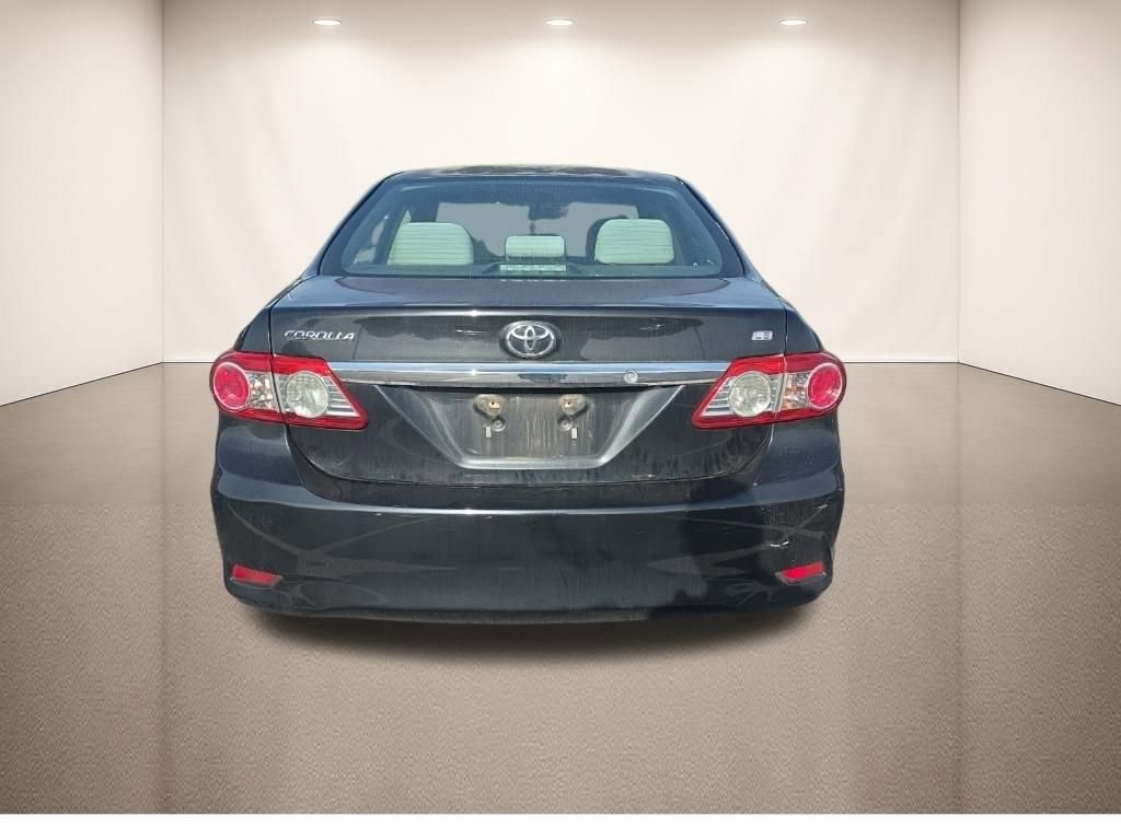 Used 2013 Toyota Corolla LE image 6