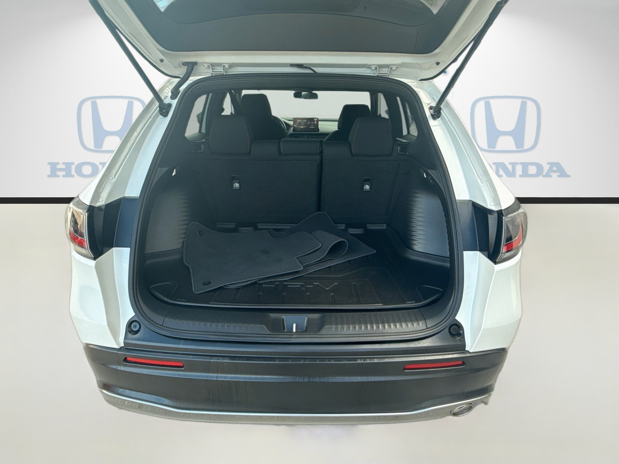 Certified 2026 Honda HR-V Sport image 25