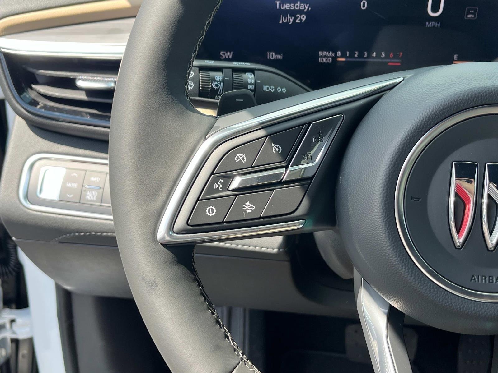 New 2026 Buick Enclave Preferred w/ Power Package image 28