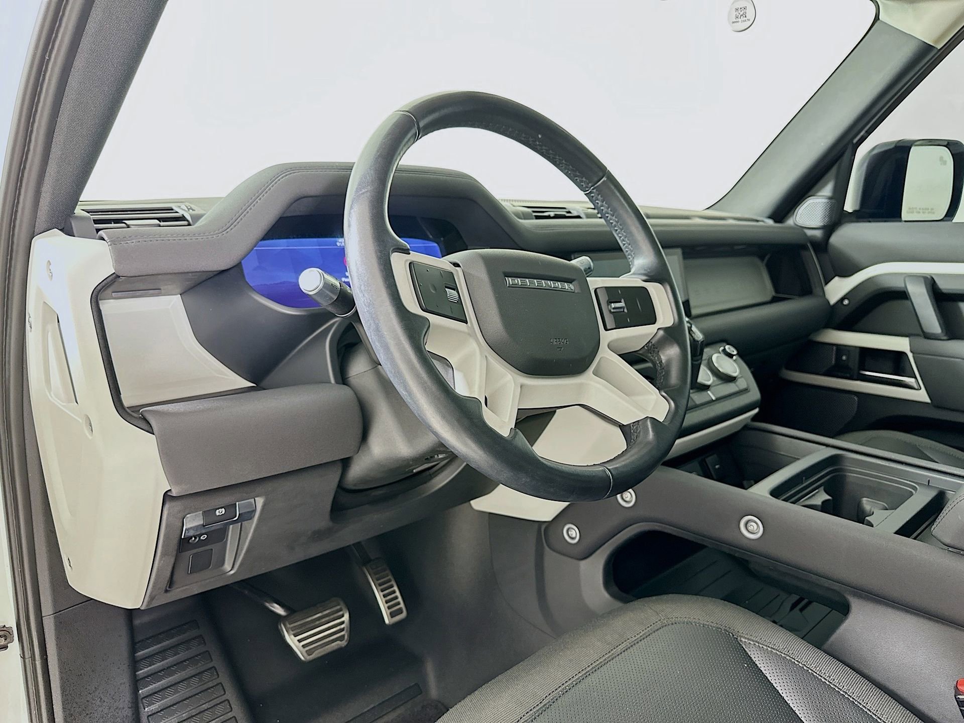 Used 2021 Land Rover Defender 110 S image 10