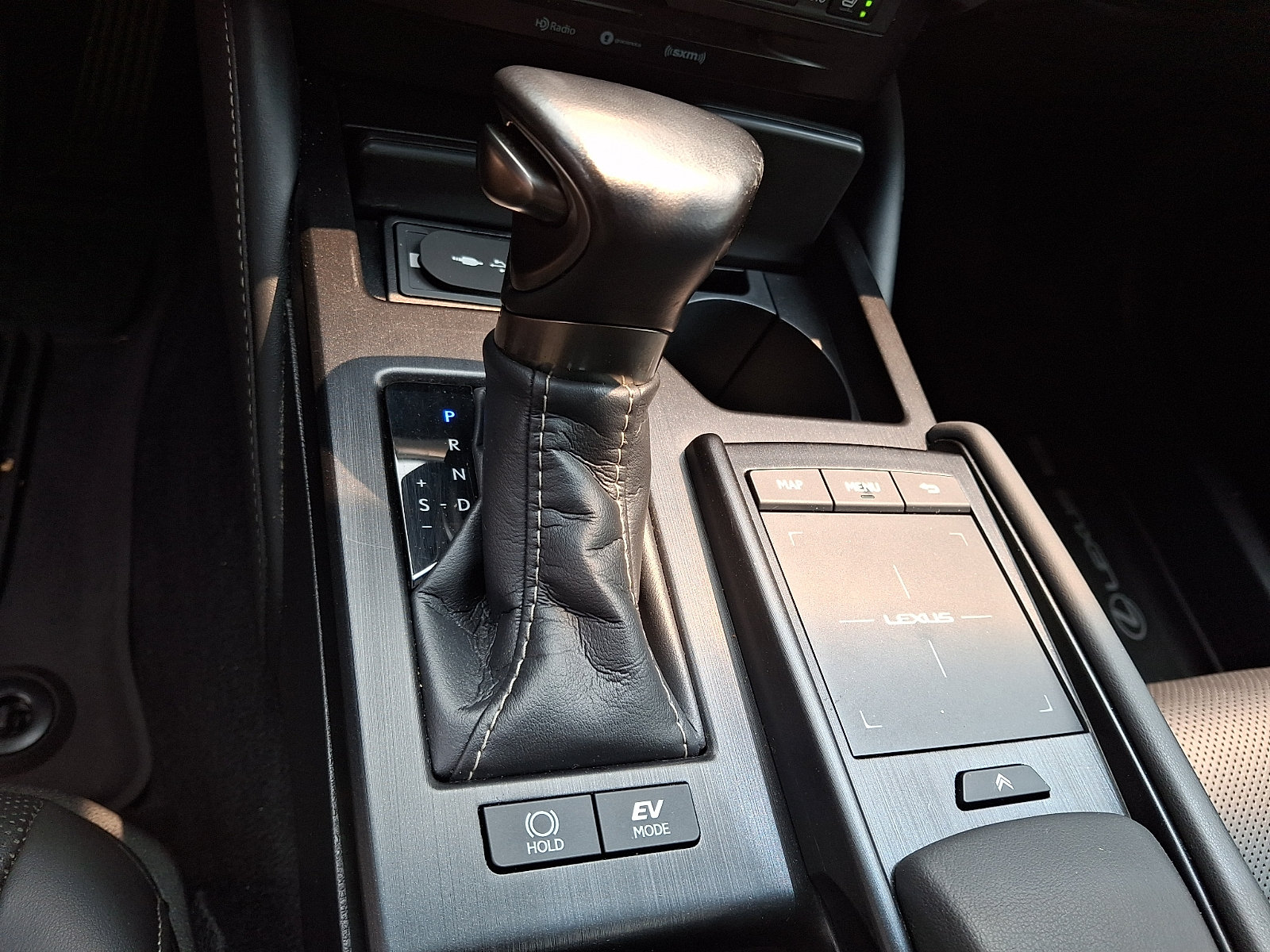 Certified 2020 Lexus ES 300h w/ Premium Package FWD image 16