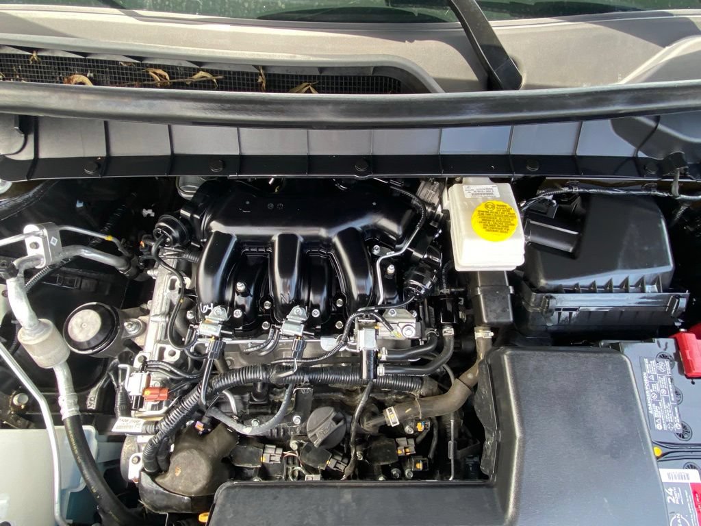 Used 2025 Nissan Pathfinder SV FWD image 31