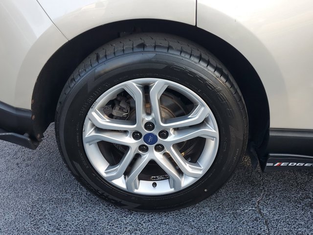 Certified 2018 Ford Edge Titanium image 7