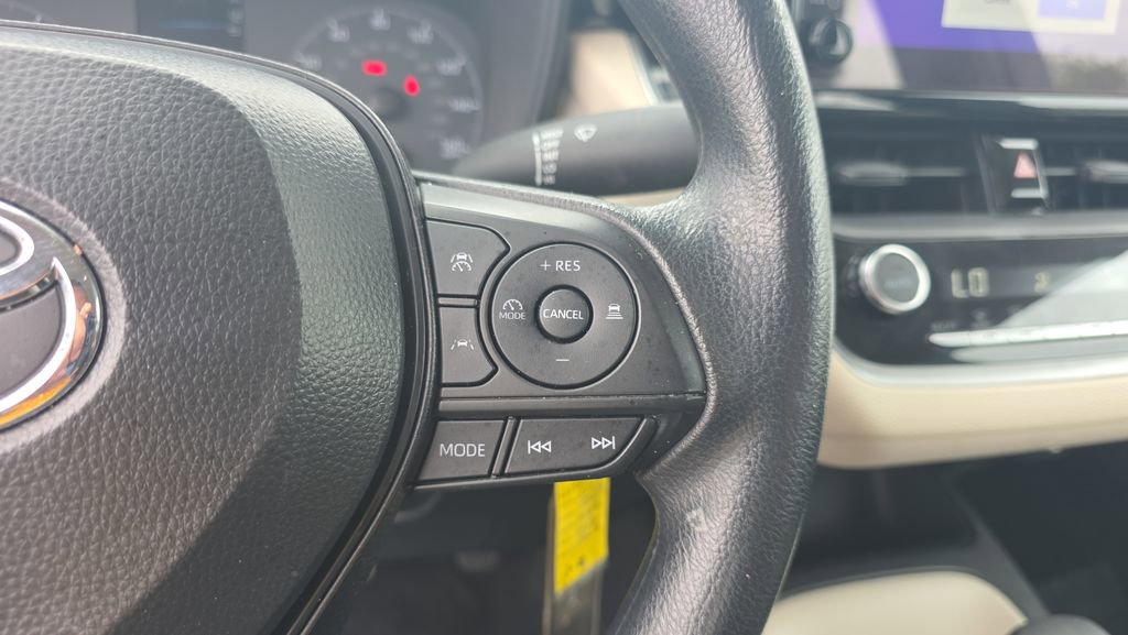 Used 2024 Toyota Corolla LE image 24