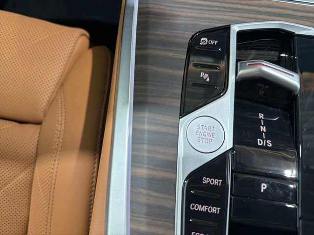 Used 2025 BMW X5 xDrive40i image 38