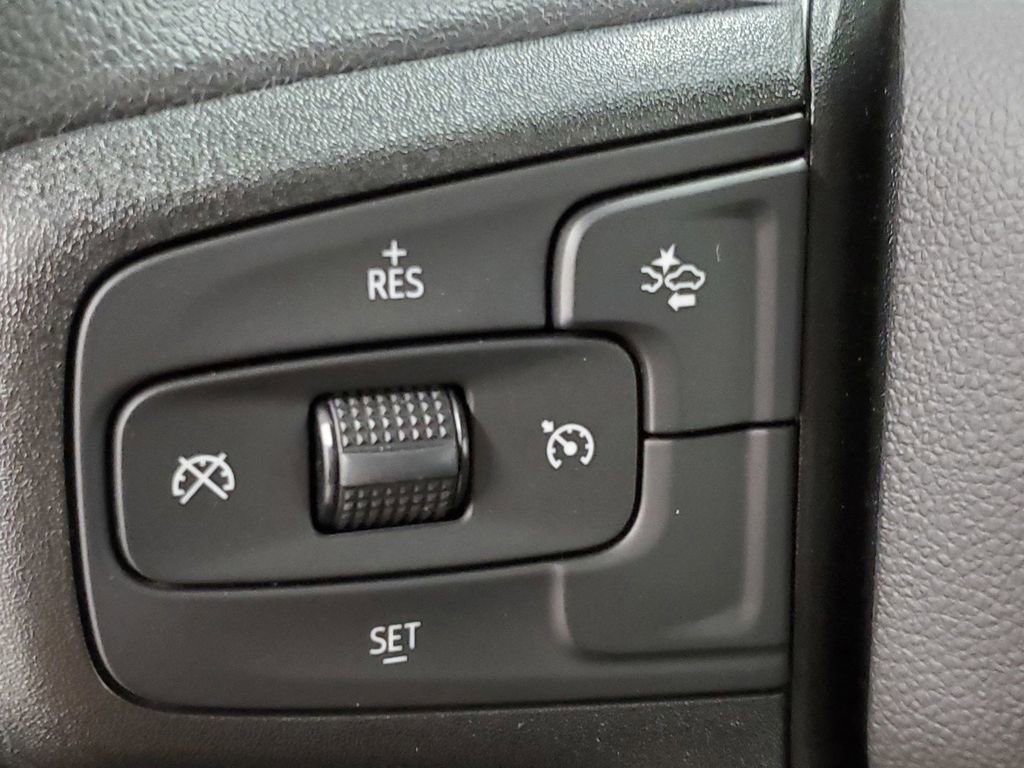 Used 2025 Chevrolet Silverado 1500 W/T w/ WT Value Package image 31