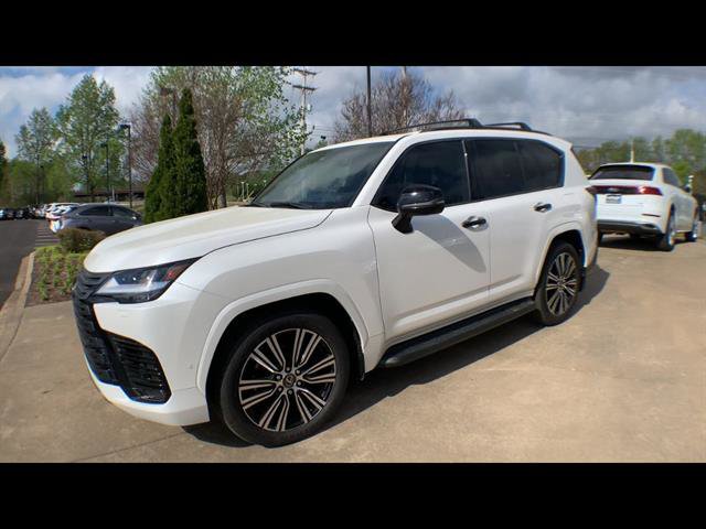 Certified 2025 Lexus LX 700h Luxury w/ Appearance Package image 4