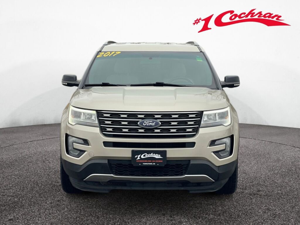 Used 2017 Ford Explorer XLT image 27